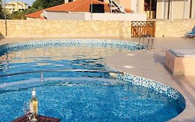 Villa Alysso
